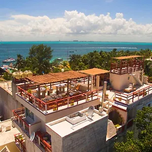 https://sol-caribe.quintano-roohotels.com
